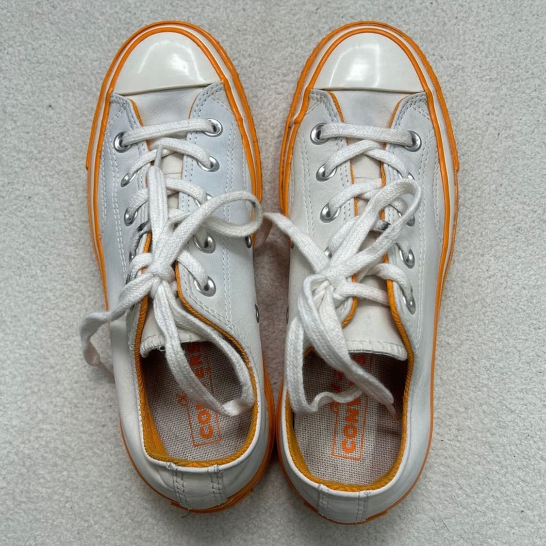 컨버스 척 70 로우 러브그래픽 크림 스니커즈 230 상품이미지5