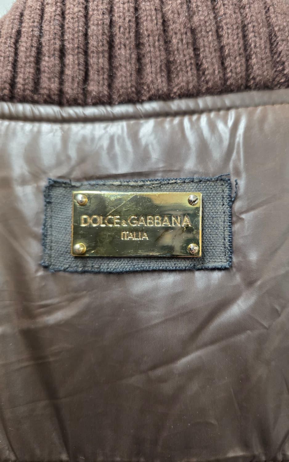 돌체앤가바나 남녀 멀티포켓지퍼 패딩자켓.
싸이즈  95 상품이미지4