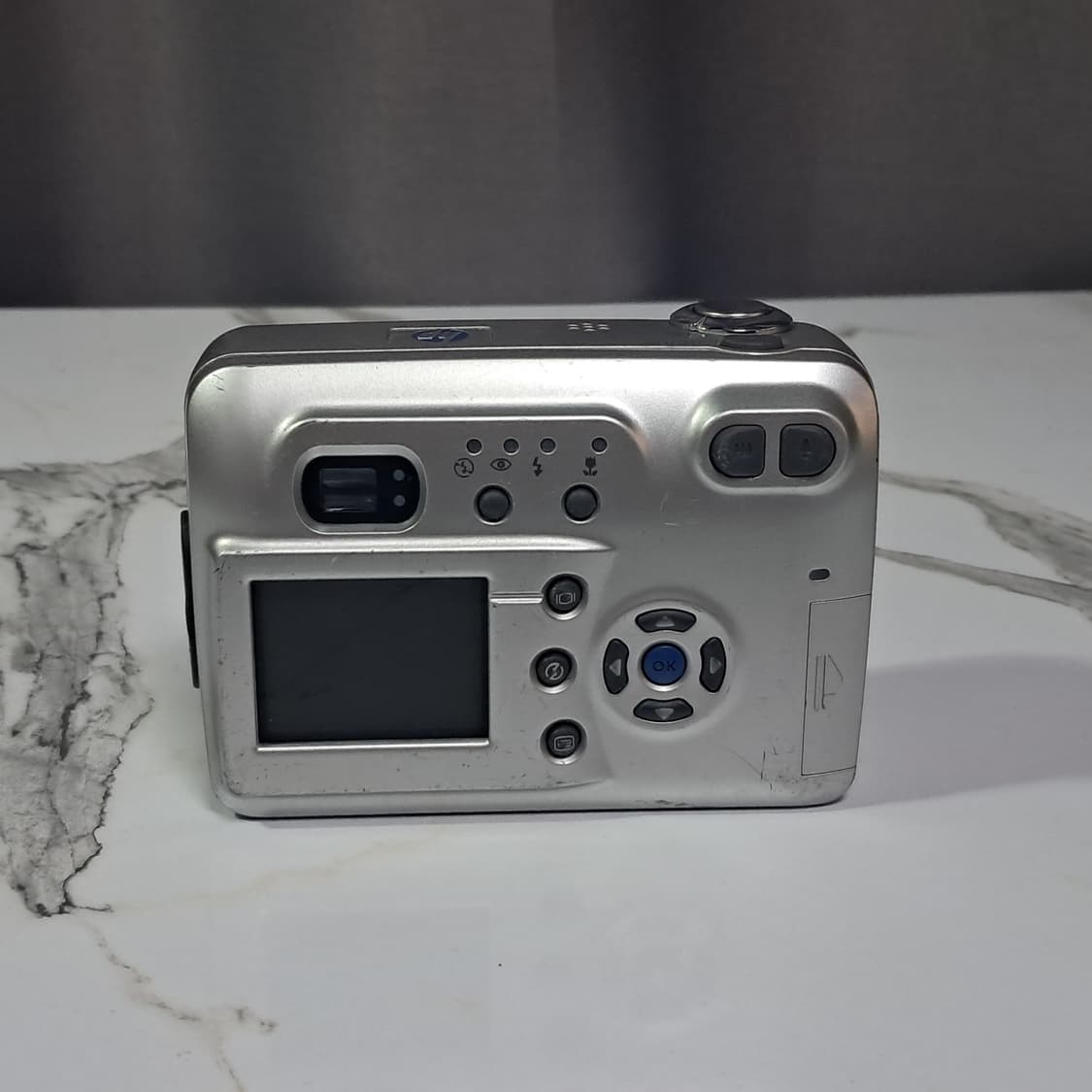 빈티지 감성! HP Photosmart 812 디지털 카메라 상품이미지6