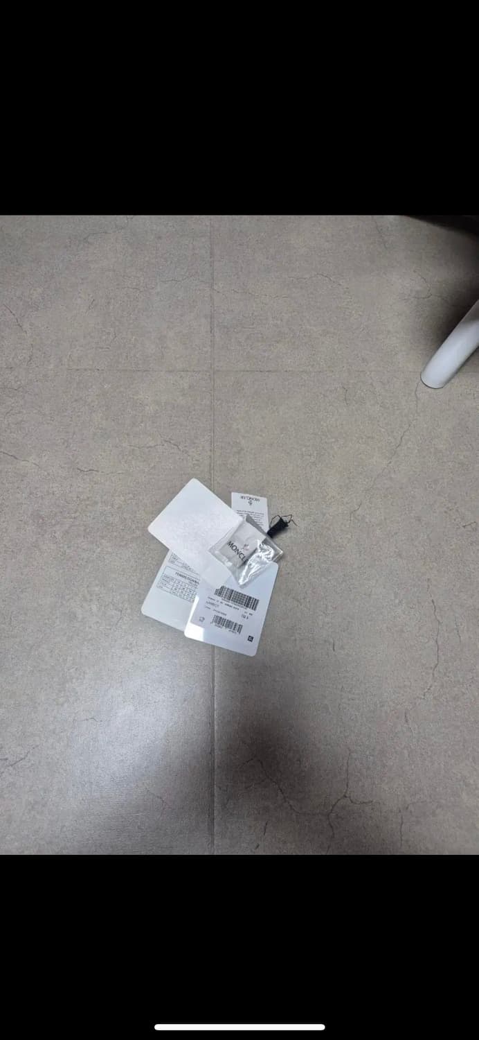 몽클레어레드 경량패딩 3사이즈 상품이미지8