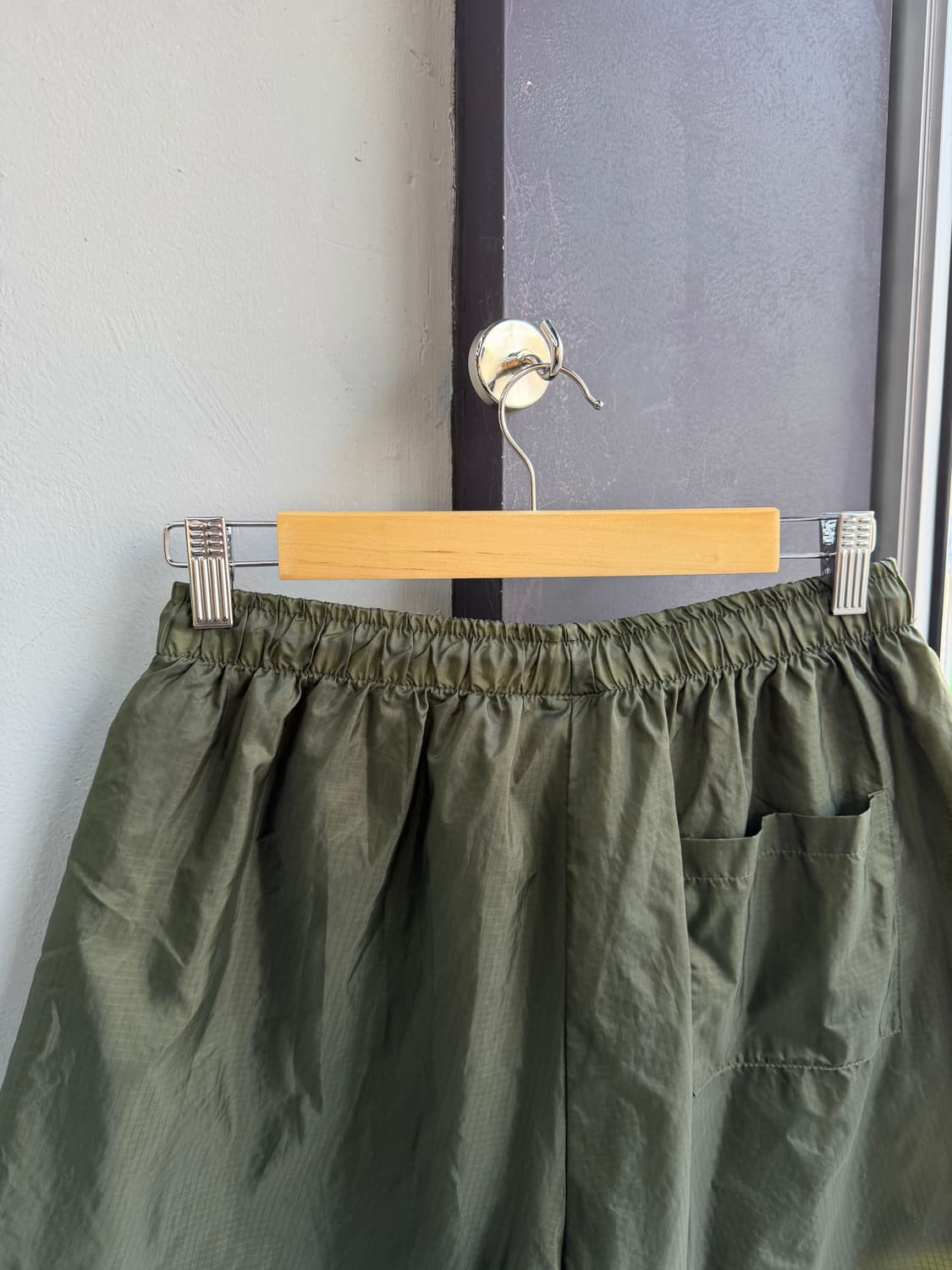 L/ 아이앱스튜디오 우븐 나일론 쇼츠 팬츠 상품이미지6