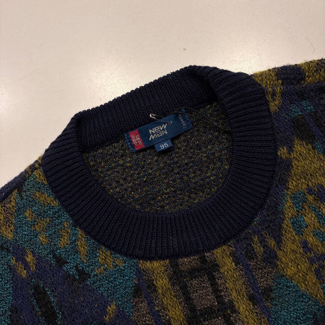 [95] NEWMAN 빈티지 패턴 니트 스웨터 D323 상품이미지3