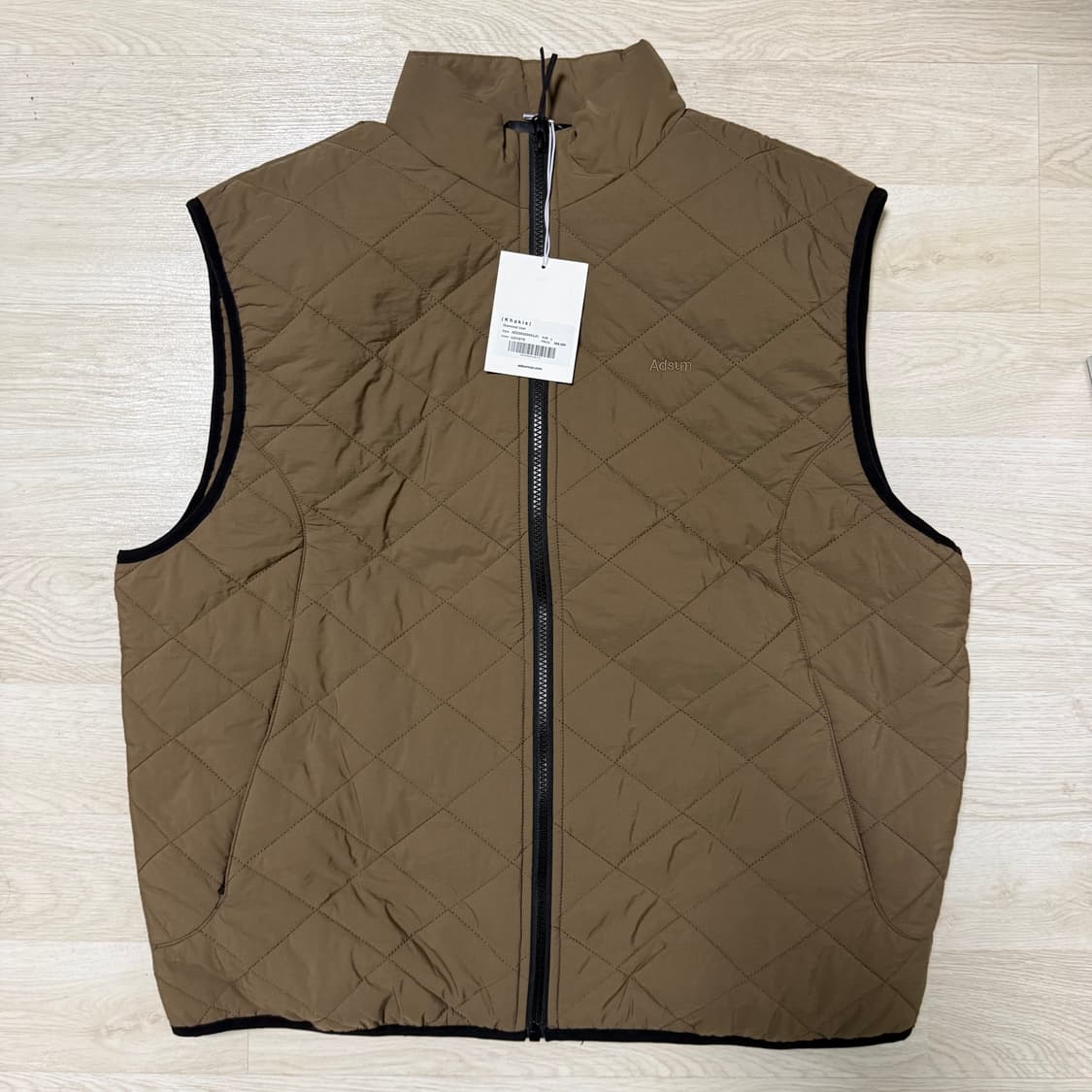 Adsum 애드섬 다이아몬드 베스트 코요테 상품이미지3