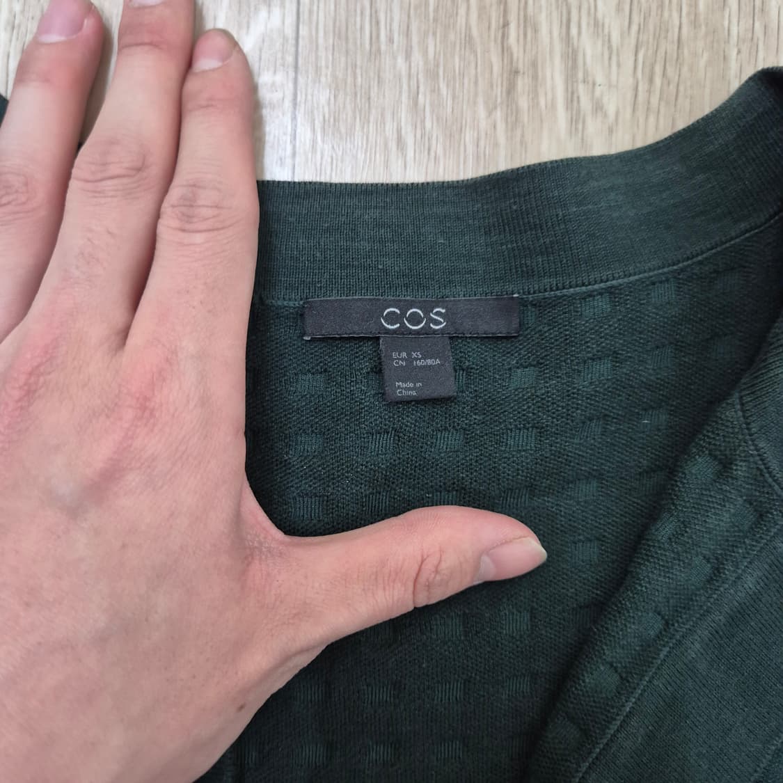 COS 코스 다크 그린 미디 가디건 상품이미지4