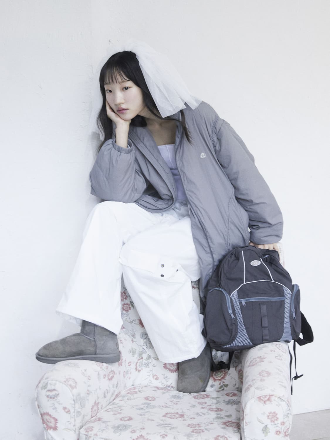 스마트어반유즈풀 코이세이오 suu 로고 백팩 차콜 가방 지초이 샬롬클럽 상품이미지9