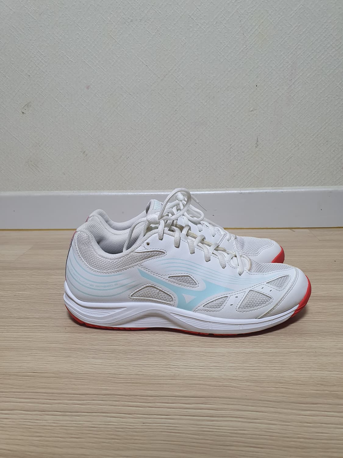 미즈노 사이클론스피드3 인도어화 265 상품이미지1