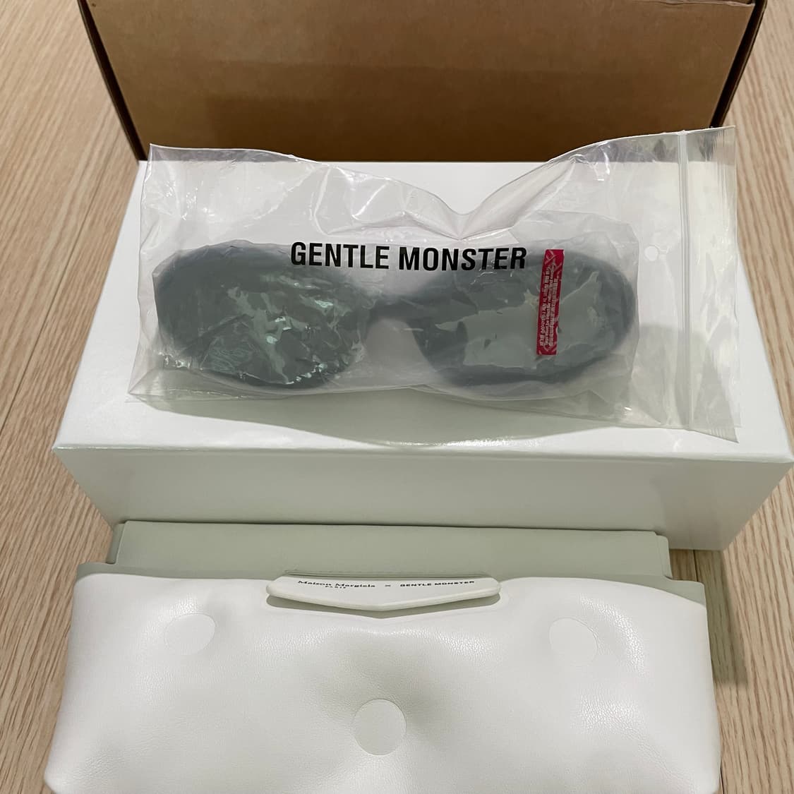 [새상품] 젠틀몬스터 메종 마르지엘라 MM005 블랙 상품이미지8