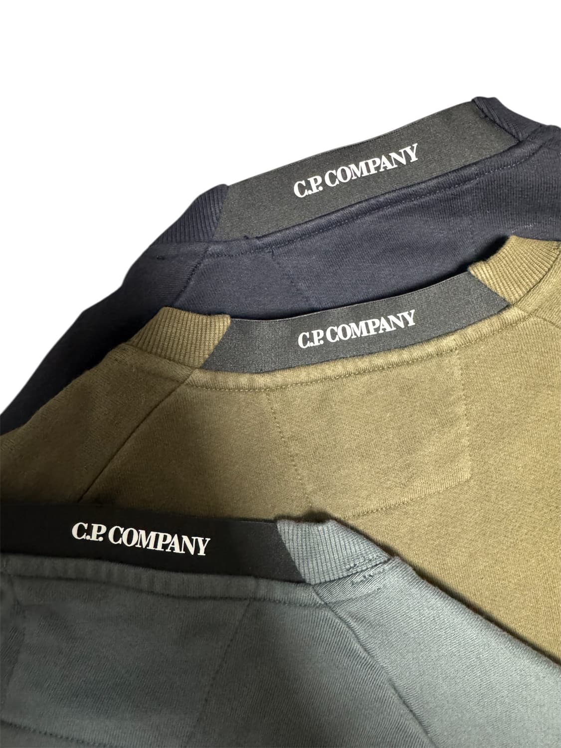 CP컴퍼니 맨투맨 상품이미지1