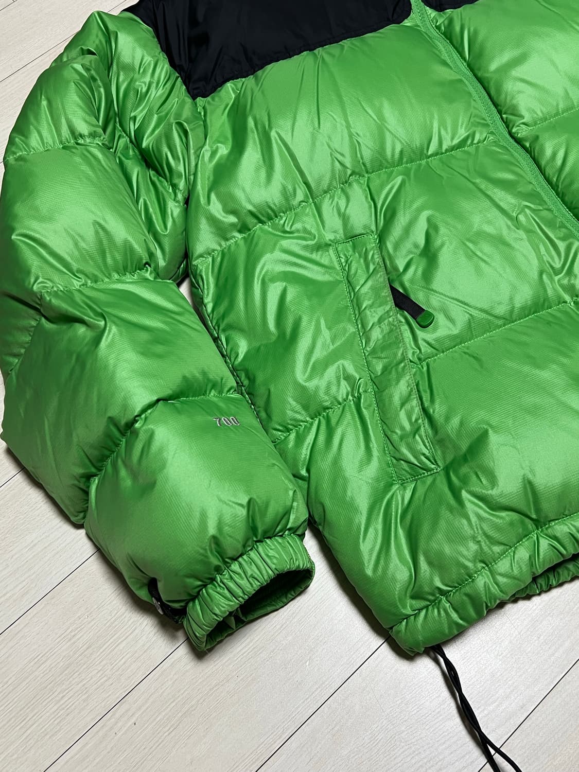 노스페이스 눕시 700 그린/블랙 100사이즈 상품이미지2