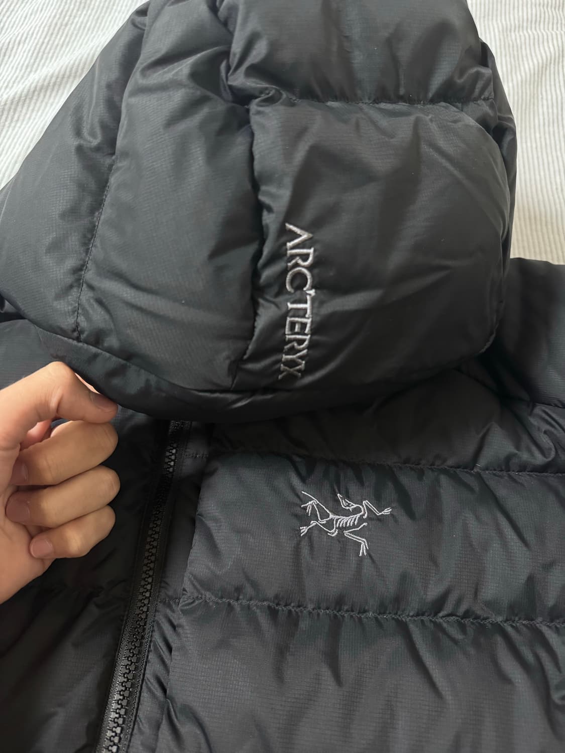 (SS급) 아크테릭스 토륨 후디 블랙 XL 상품이미지4