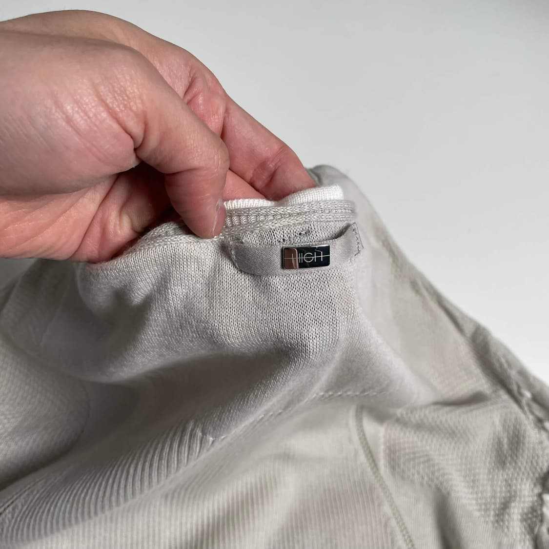 High use 도트 크롭 슬리브 탑 (italy)   상품이미지6