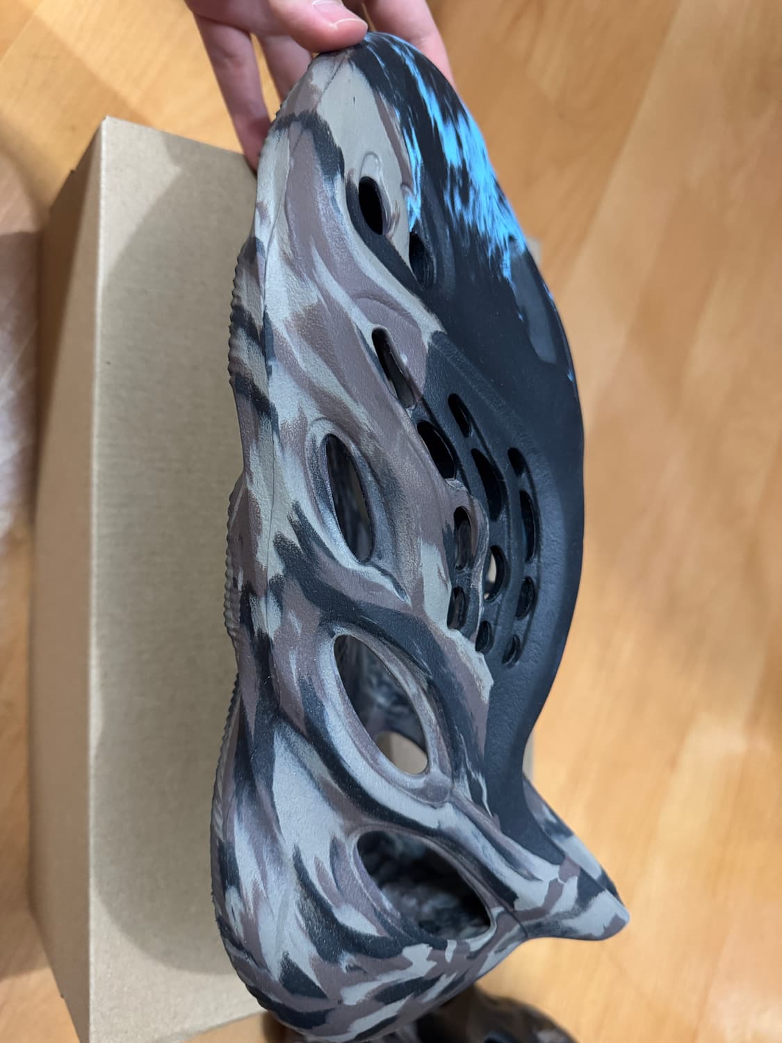 아디다스 이지 폼러너 mx신더 305 상품이미지5