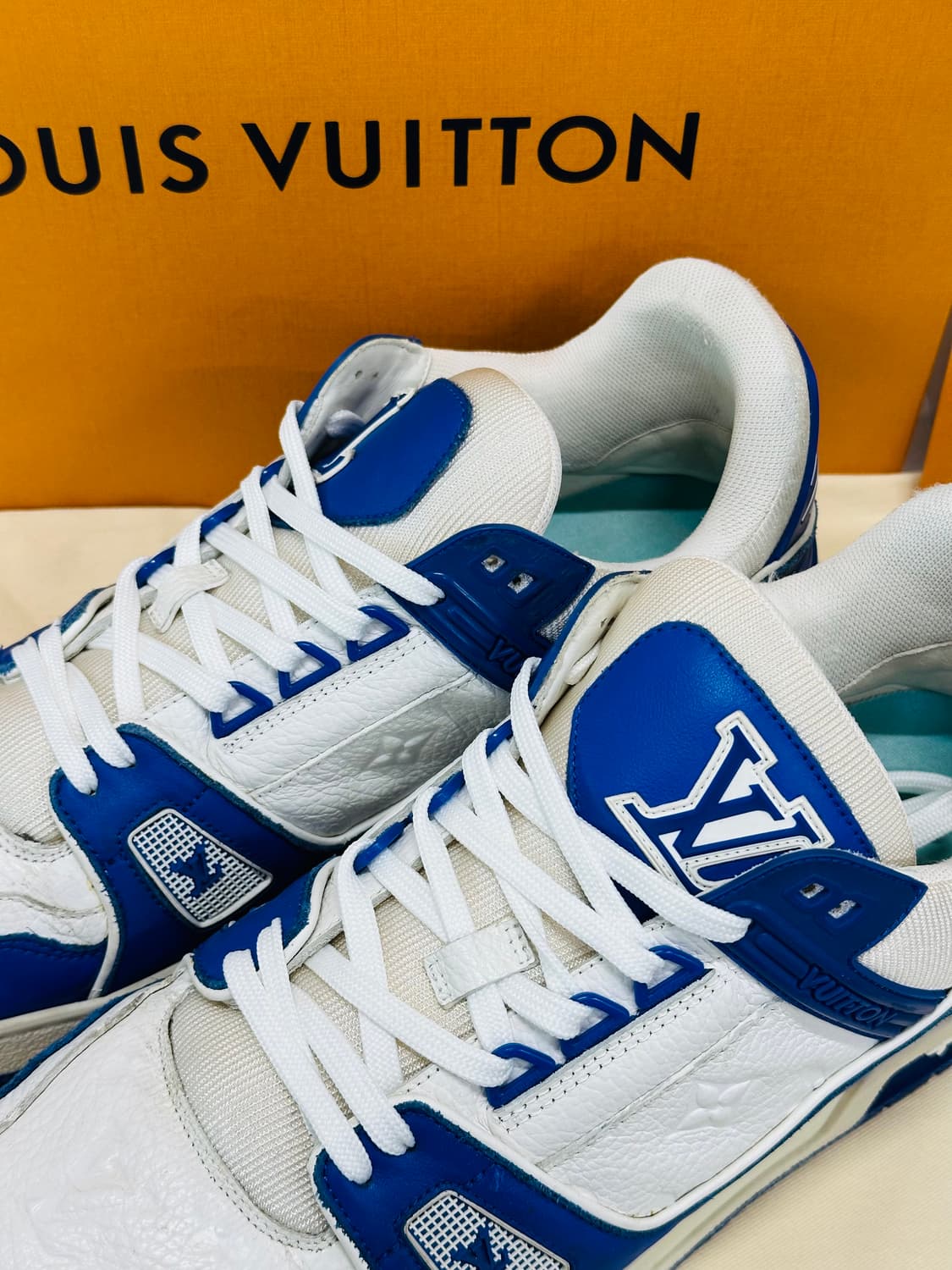 [정품] 루이비통 LV 트레이너 스니커즈 사이즈9.5 상품이미지6