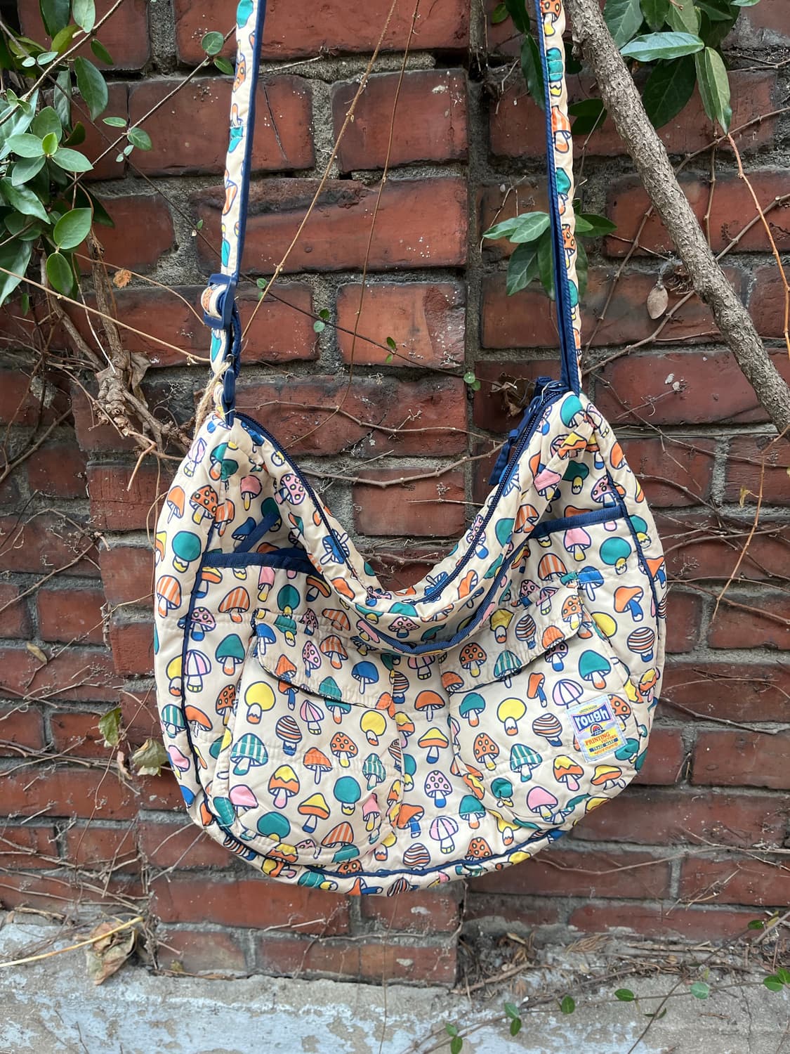 버섯마을 크로스백 상품이미지3