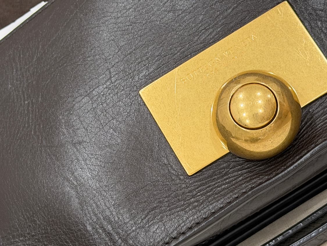 보테가베네타 론드백 페이퍼폰단트 상품이미지7