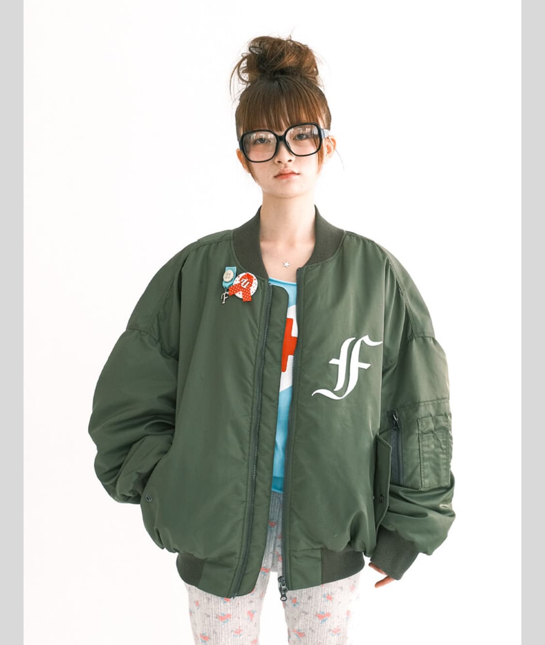 샵페어리 patch bomber padded jacket 구해요! 상품이미지1