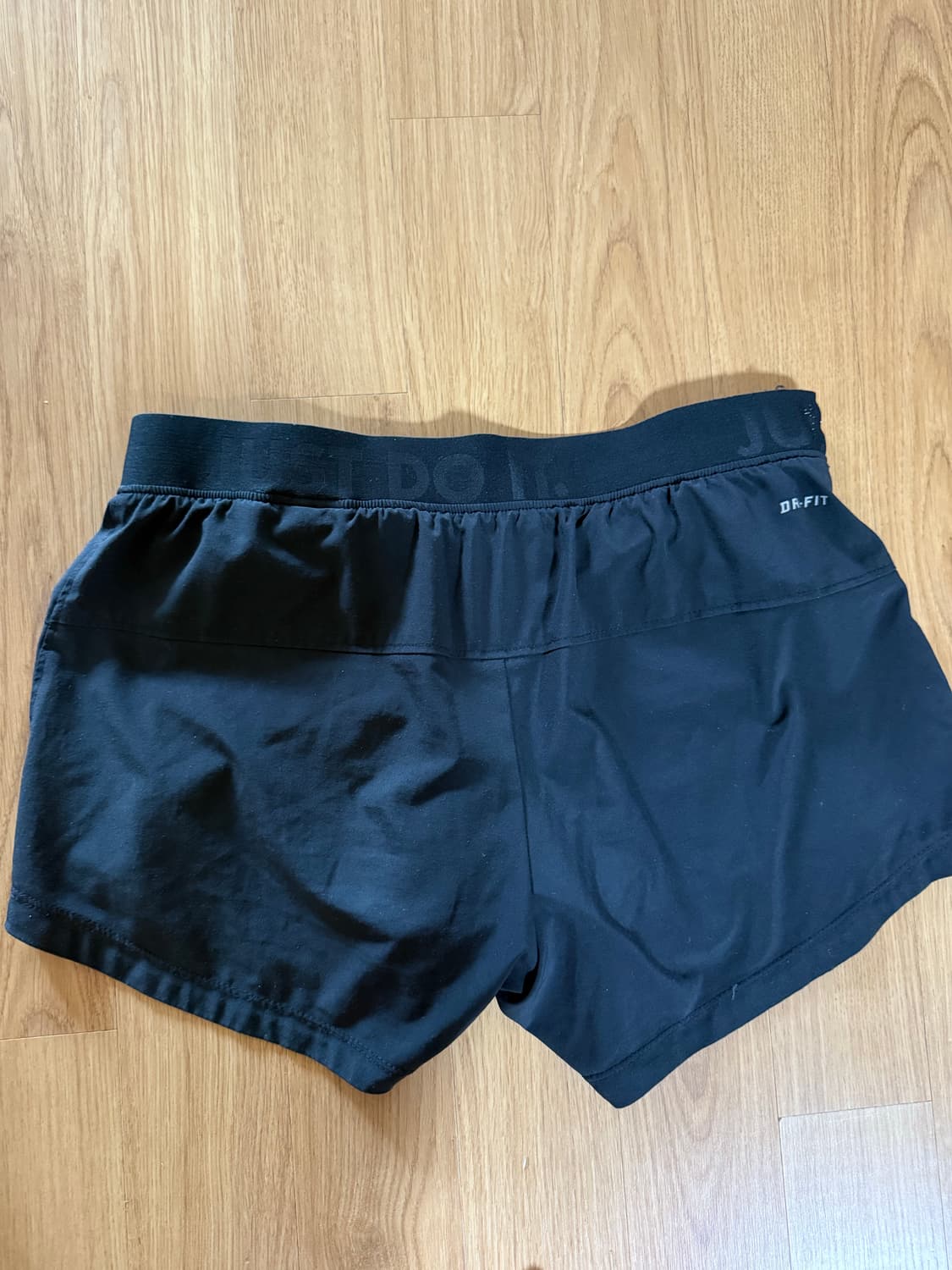나이키 드라이핏 여성 러닝 반바지 M 블랙 상품이미지4
