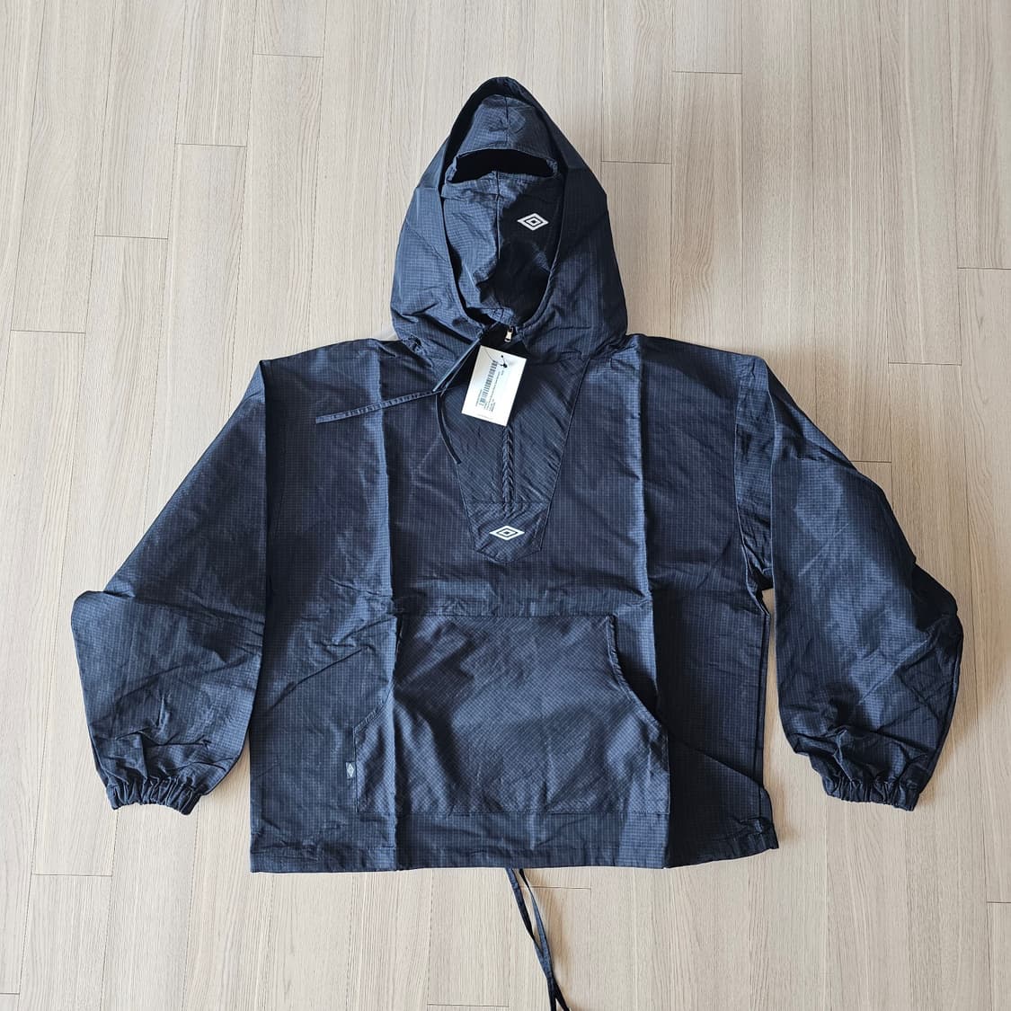 M 새제품) 엄브로 X 슬램잼 마스크 아노락 바람막이 L 100~105 상품이미지3