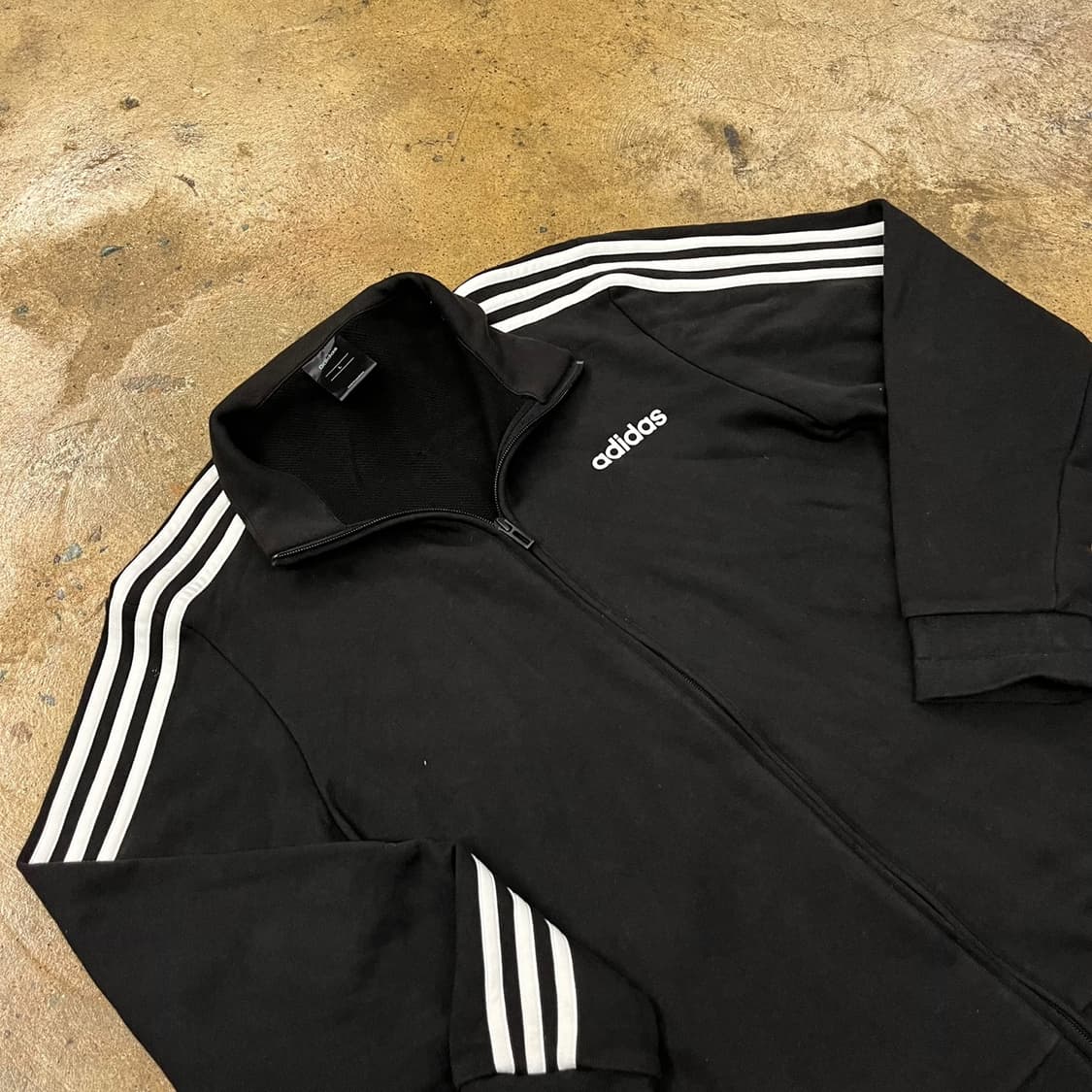아디다스 검흰 져지 트랙탑  상품이미지1
