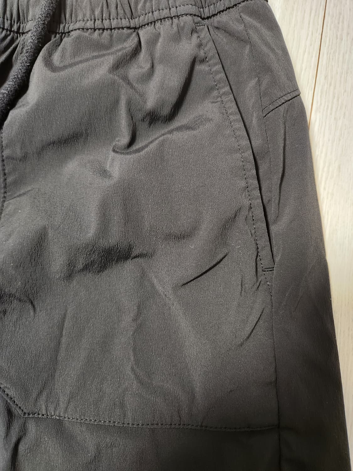 새상품급)뉴발란스 NBNVE32623 / UNI 프로즌 4.5부 카고 숏 상품이미지6