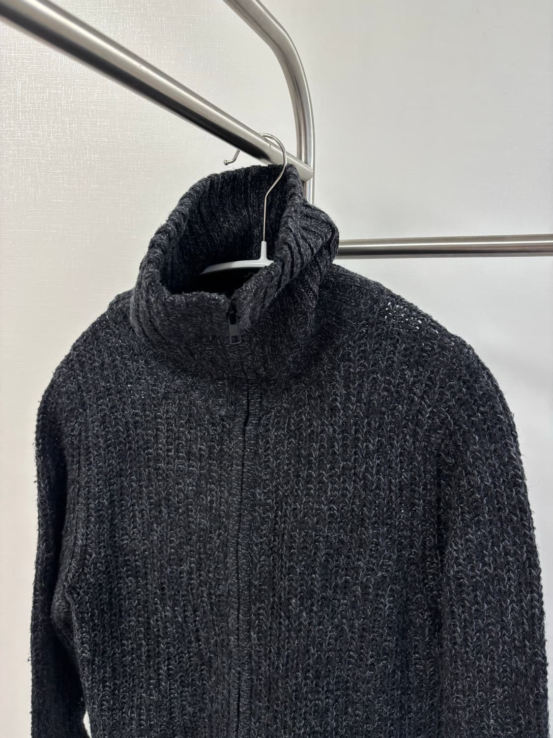 Dip Drops 투웨이 챠콜 니트 집업 상품이미지2