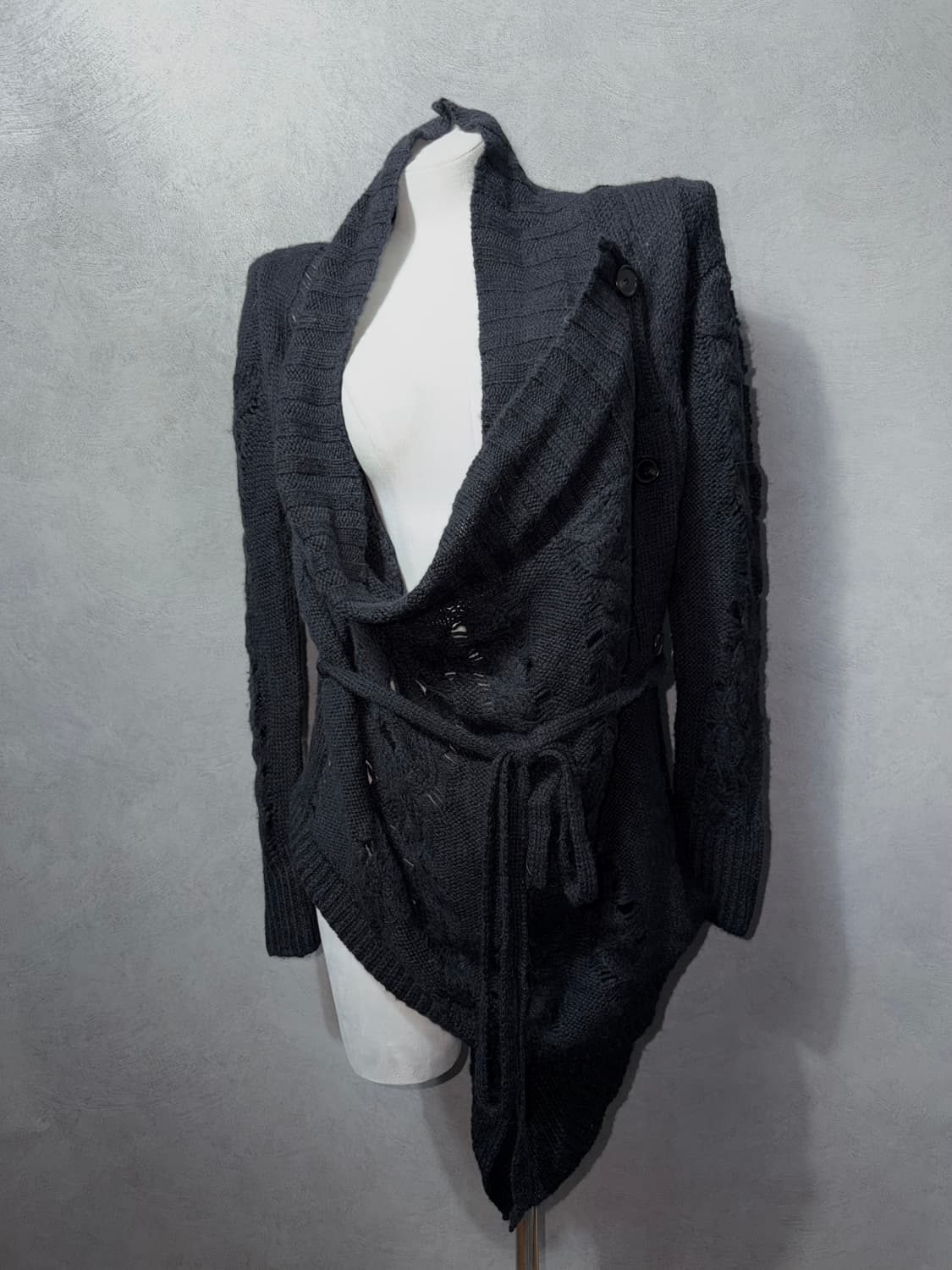 10FW 앤드뮐미스터 디스트로이드 비대칭 가디건 상품이미지5