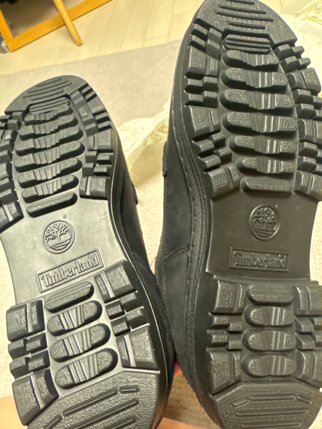 팀버랜드 헤리티지 목토 미드 블랙 판매합니다 상품이미지2