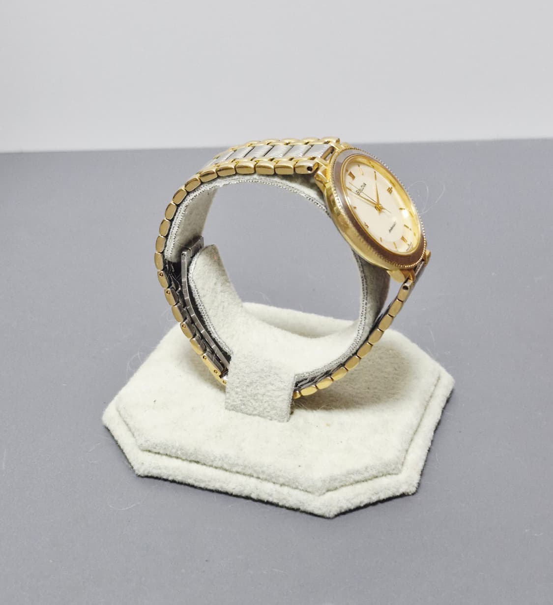 부로바(Bulova) 앰배서더 빈티지 쿼츠시계 상품이미지5
