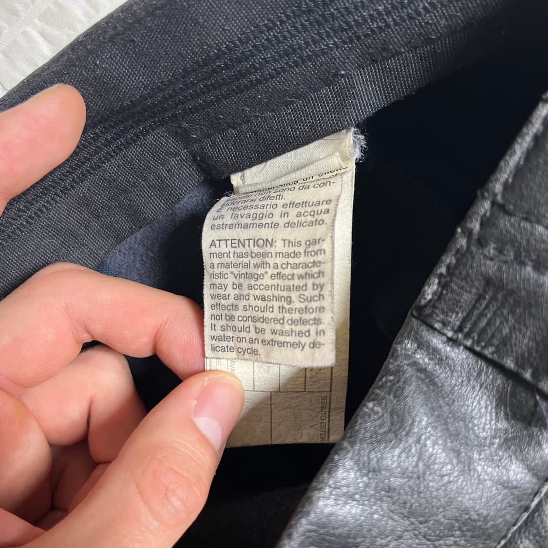 90s 아르마니 사이드 버클 레더 팬츠 상품이미지5