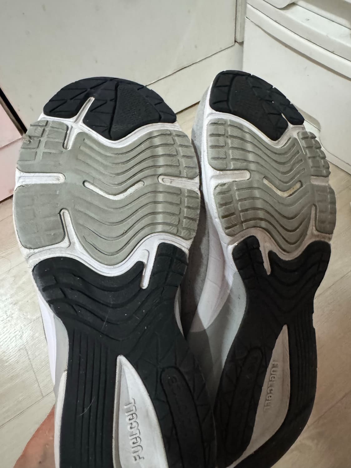 뉴발란스 990v6 285 상품이미지5