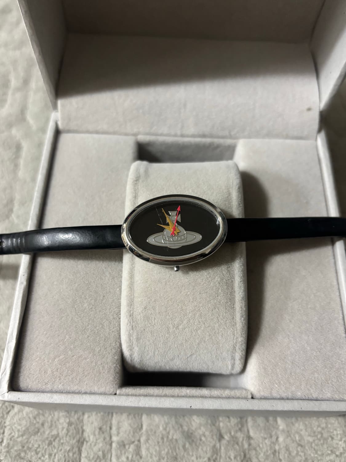 비비안웨스트우드 손목시계 상품이미지2