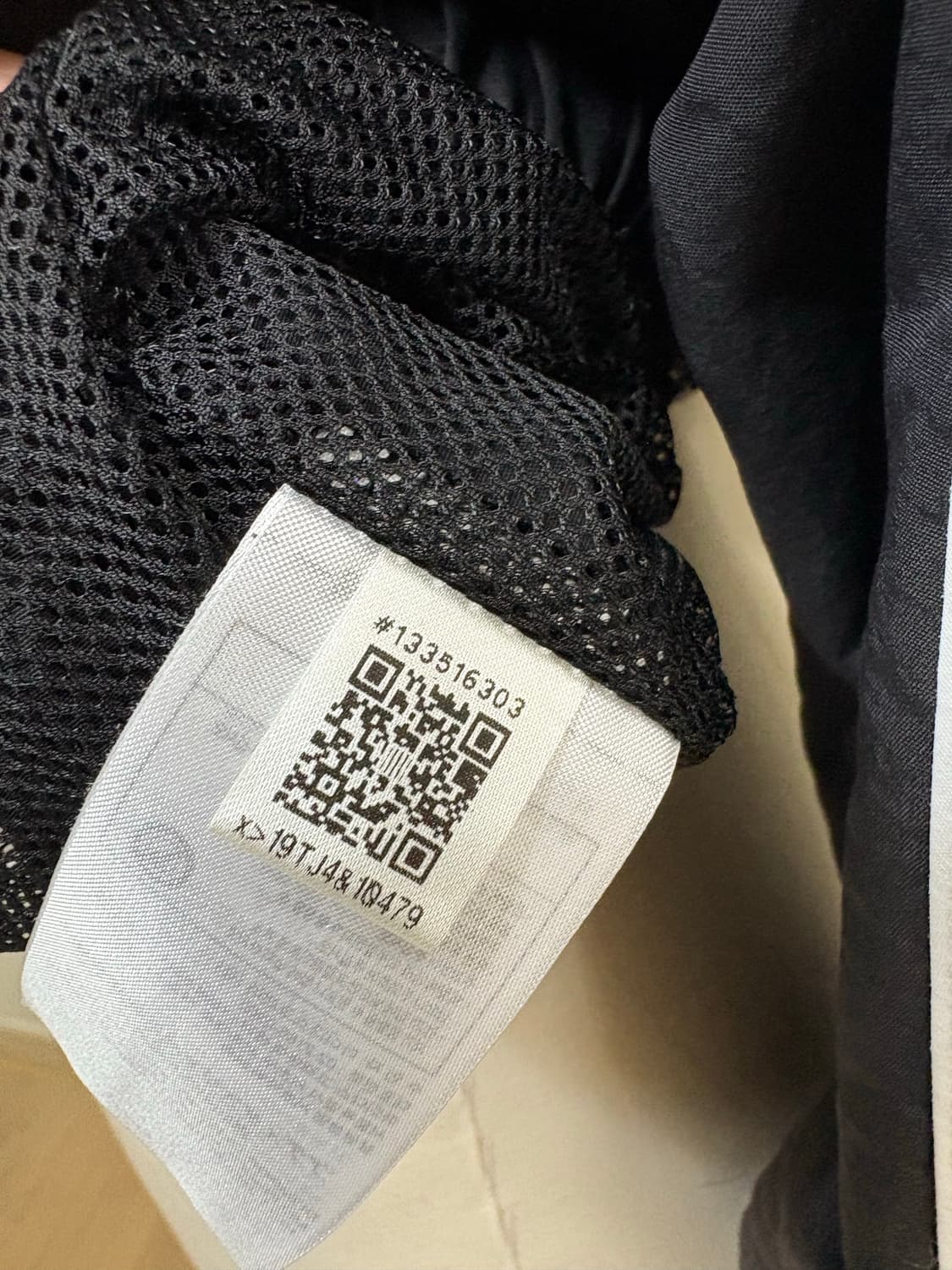 아디다스 adidas 블랙 바람막이 져지 상품이미지5
