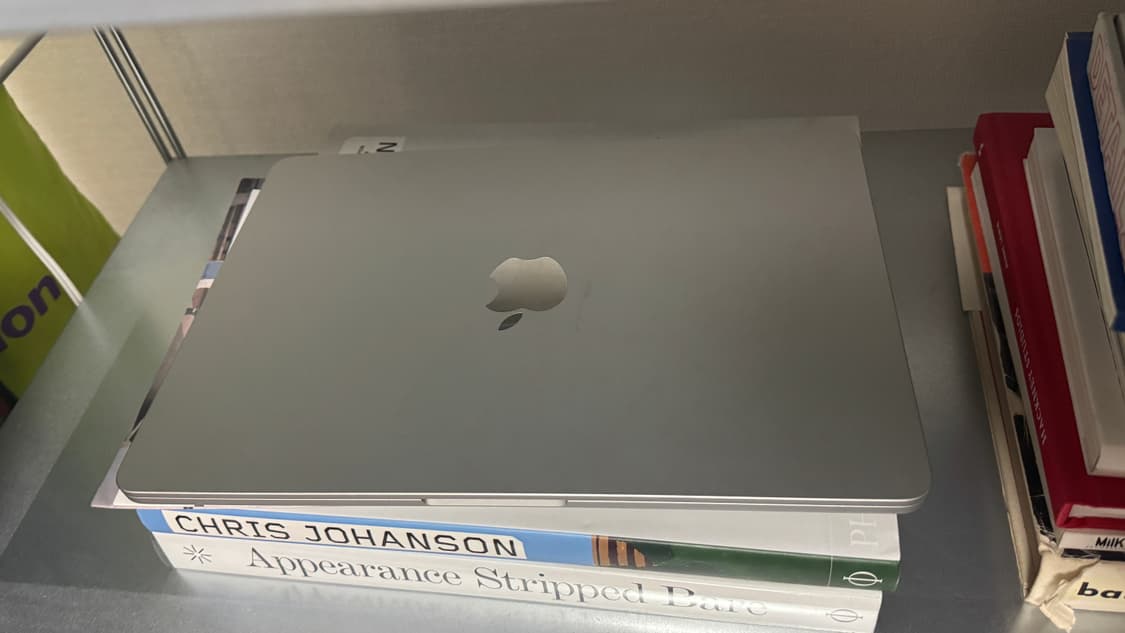 맥북에어 M4 512g 13인치  상품이미지1