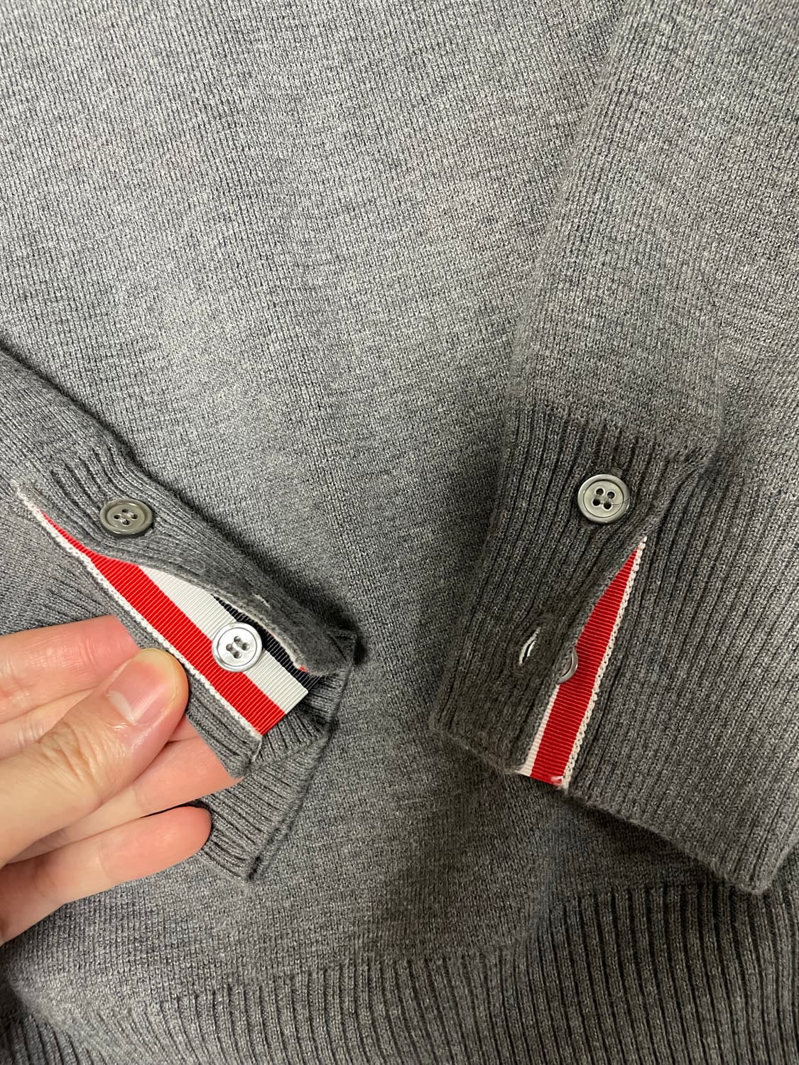 톰브라운 밀라노 스티치 니트 그레이(4사이즈) 상품이미지6