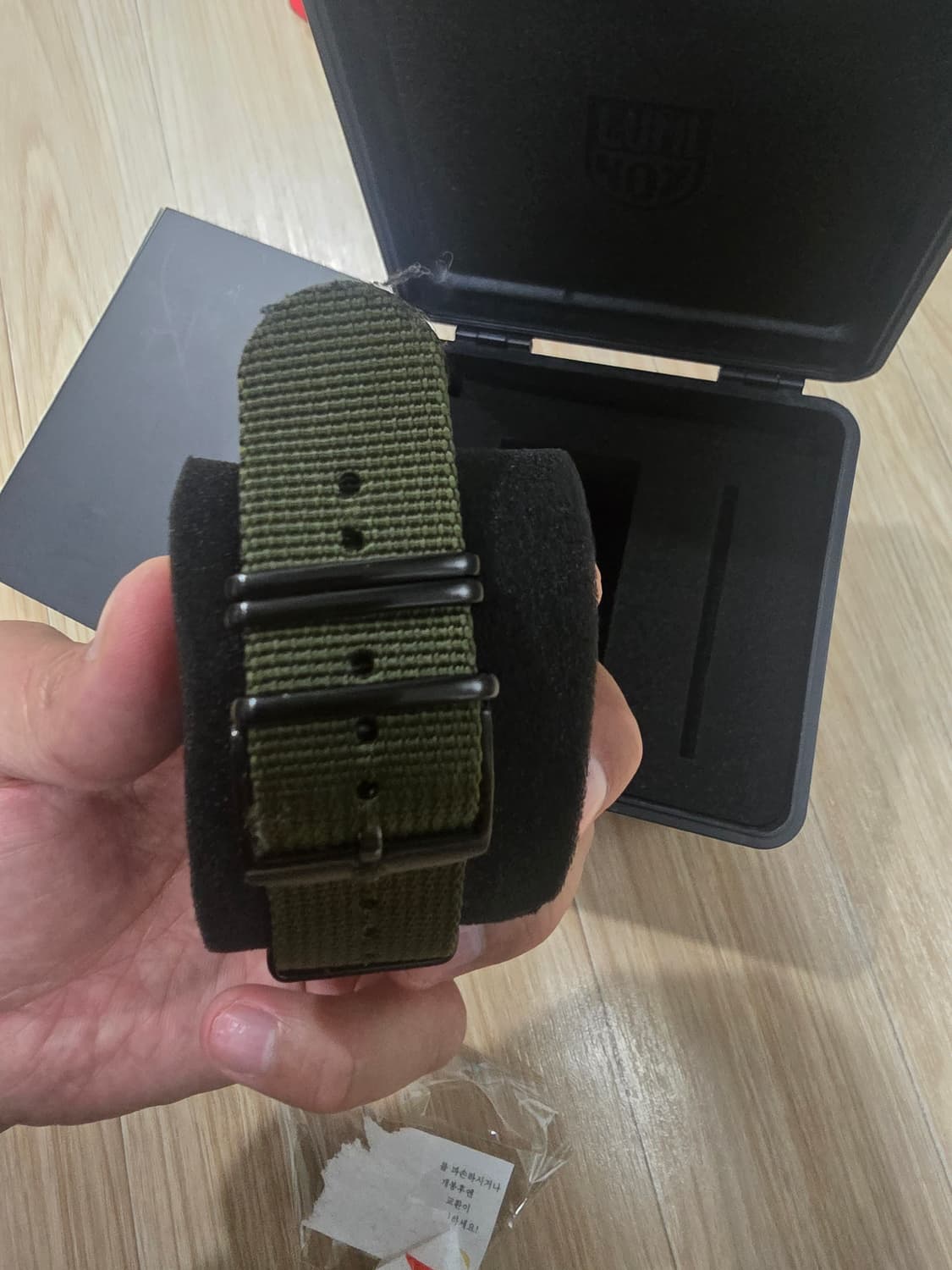 루미녹스 xs3590 다이버 시계 팝니다. 상품이미지4