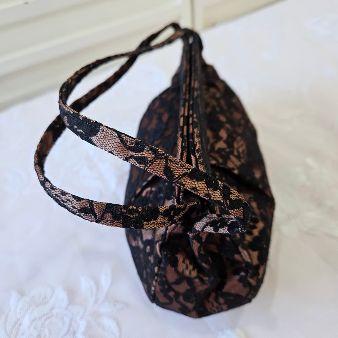 안나수이(ANNA SUI) 플로럴 자수 시스루 미니백 상품이미지5