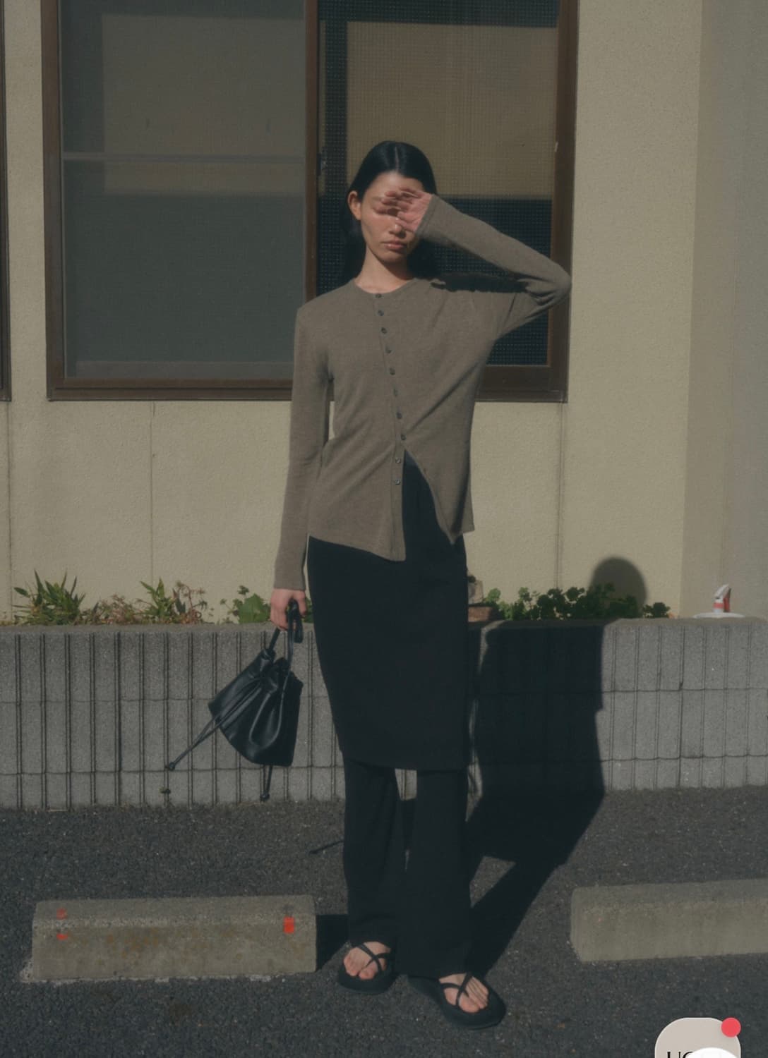 (새상품) 어그스트 ugst 언발란스 니트 상품이미지2