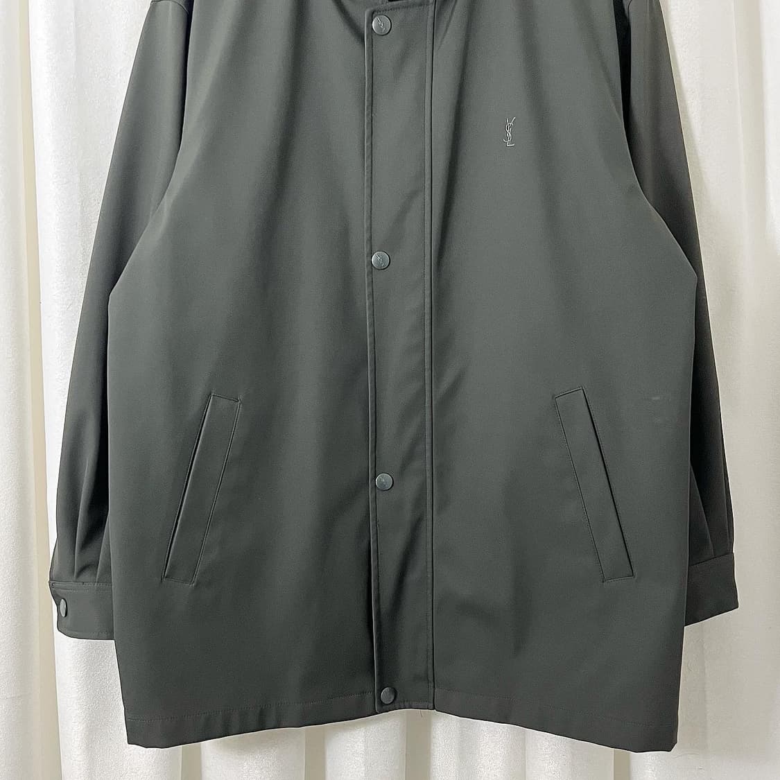 입생로랑 챠콜 로고 집업 자켓 상품이미지4