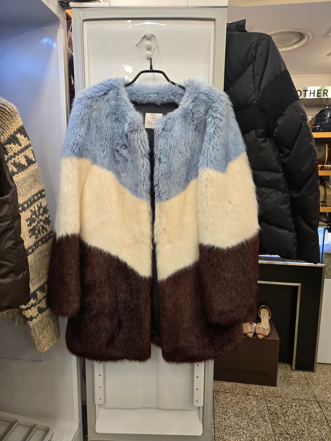 진진아일랜드 에코퍼 코트 상품이미지1