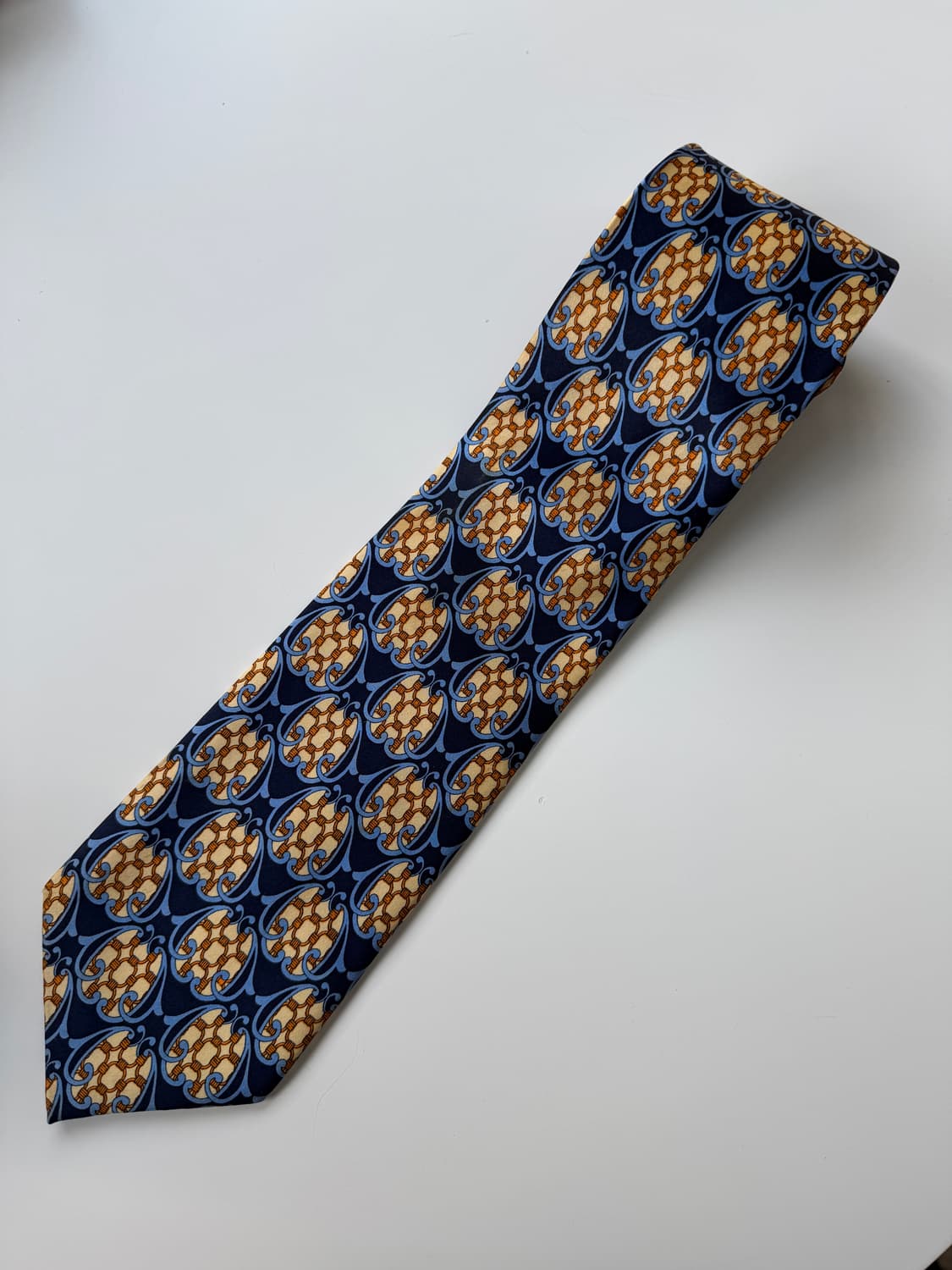 미치코런던(MICHIKO LONDON) 실크 넥타이 9.3cm 상품이미지1