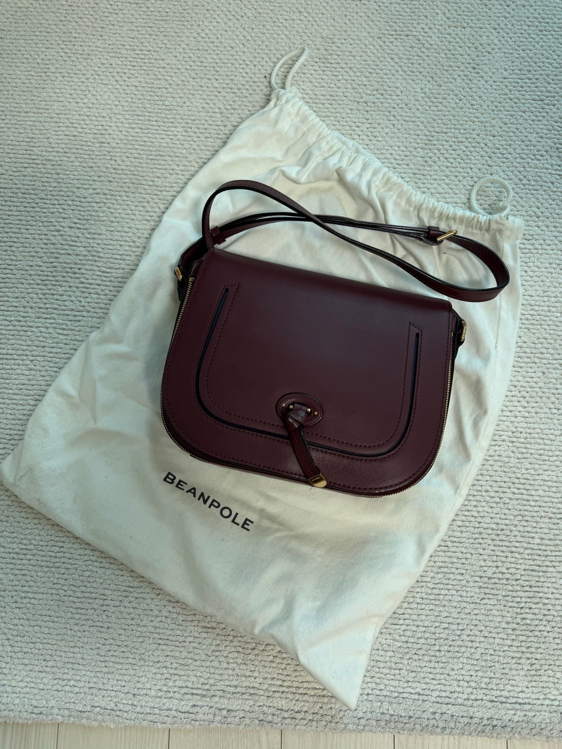 빈폴 와인 보니 미니 크로스백 상품이미지3