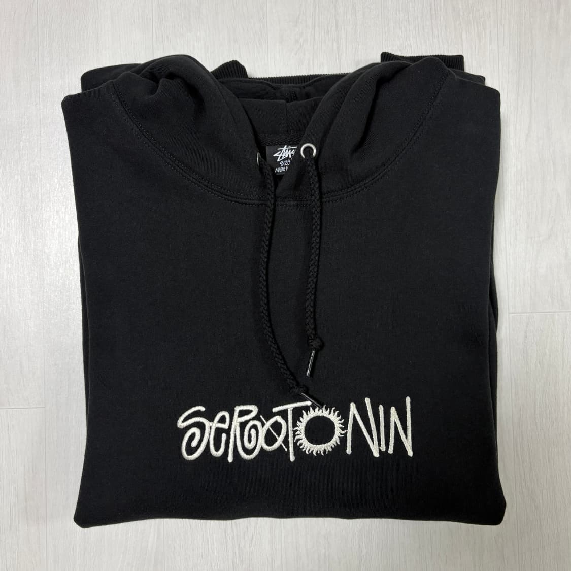 스투시 세로토닌 자수 후드 스웻셔츠 (L) 상품이미지3
