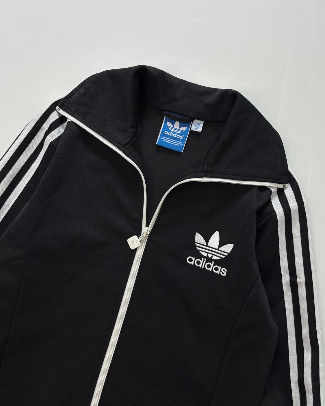 Adidas 아디다스 블랙컬러 유로파 트랙탑 상품이미지4