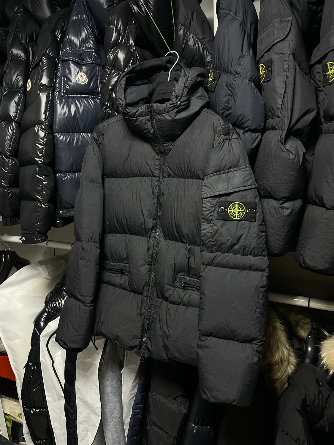 [L사이즈] 22FW 스톤아일랜드 가먼트다잉 크링클랩스 패딩 상품이미지2