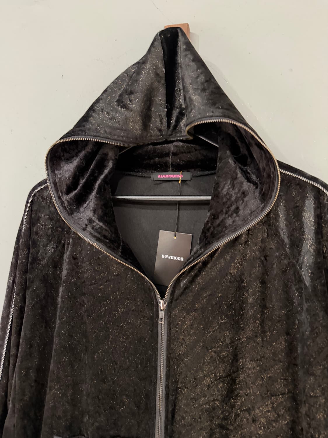 Algonquins printing velvet hood zip-up 상품이미지8