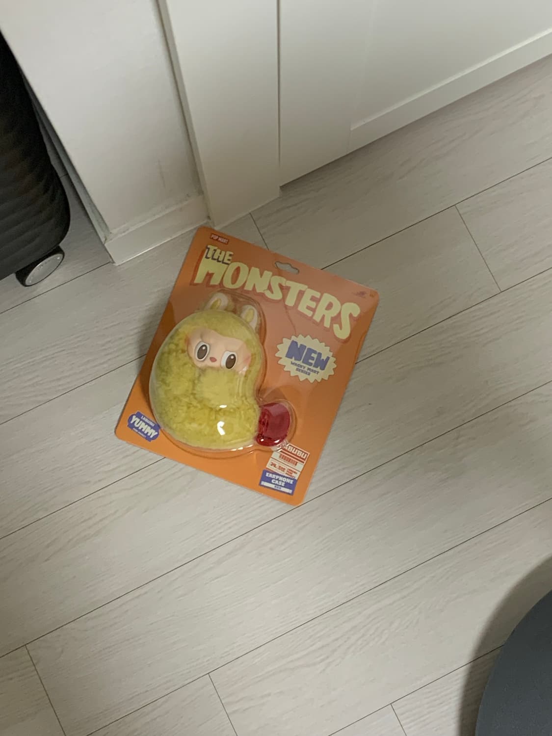 라부부 수상한편의점 이어폰백 새상품 상품이미지1