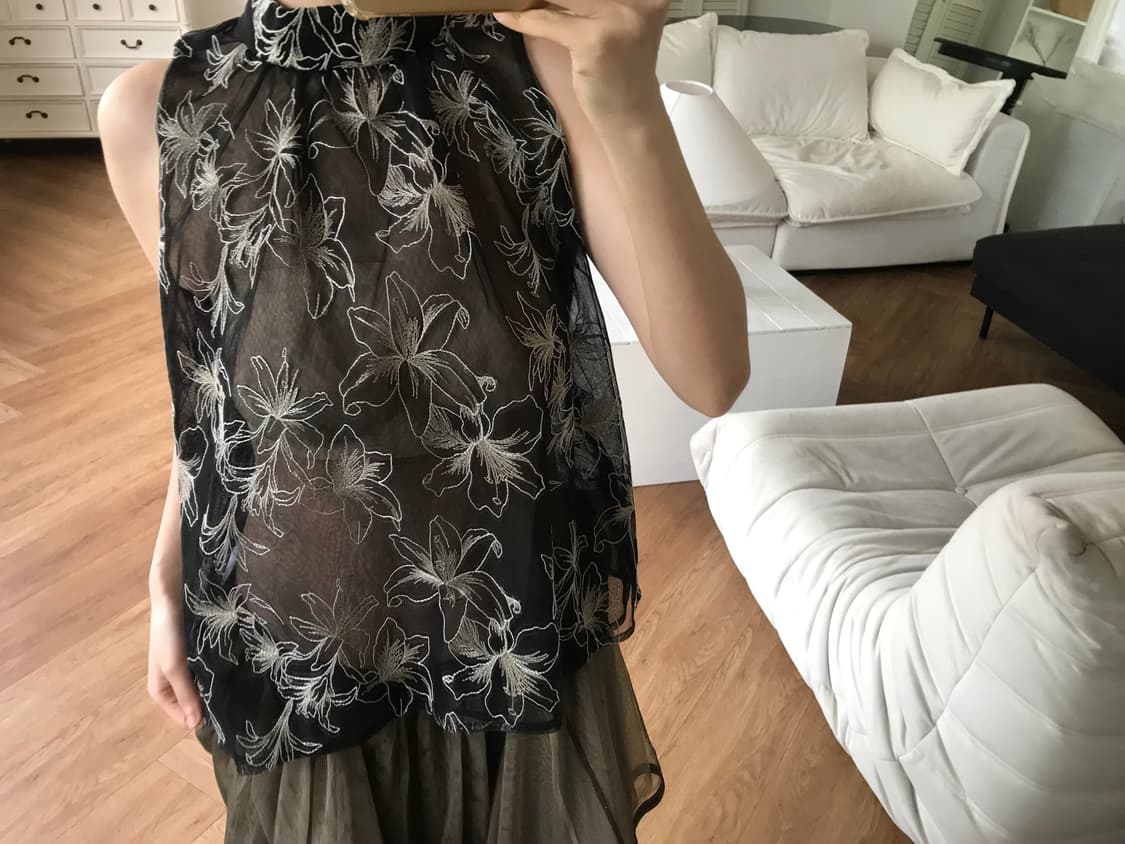 vintage pattern sleeveless blouse 상품이미지2