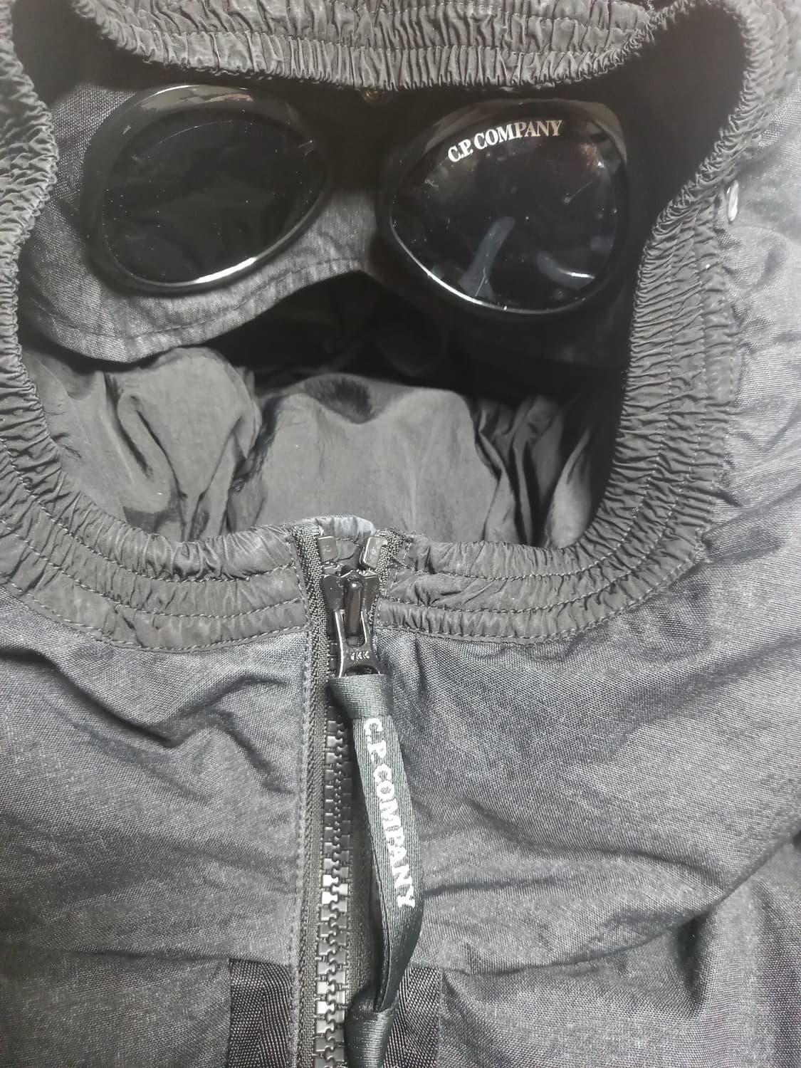 C.P컴퍼니 Co-TeD 블랙다운자켓  50(100) 상품이미지2