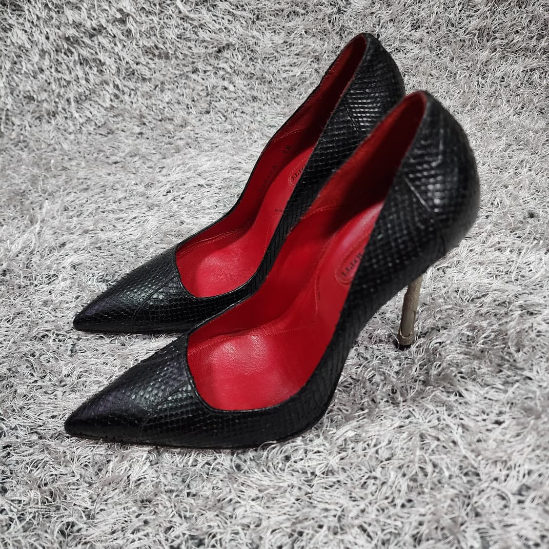 체사레 파치오티 파이톤 하이힐 36 상품이미지1