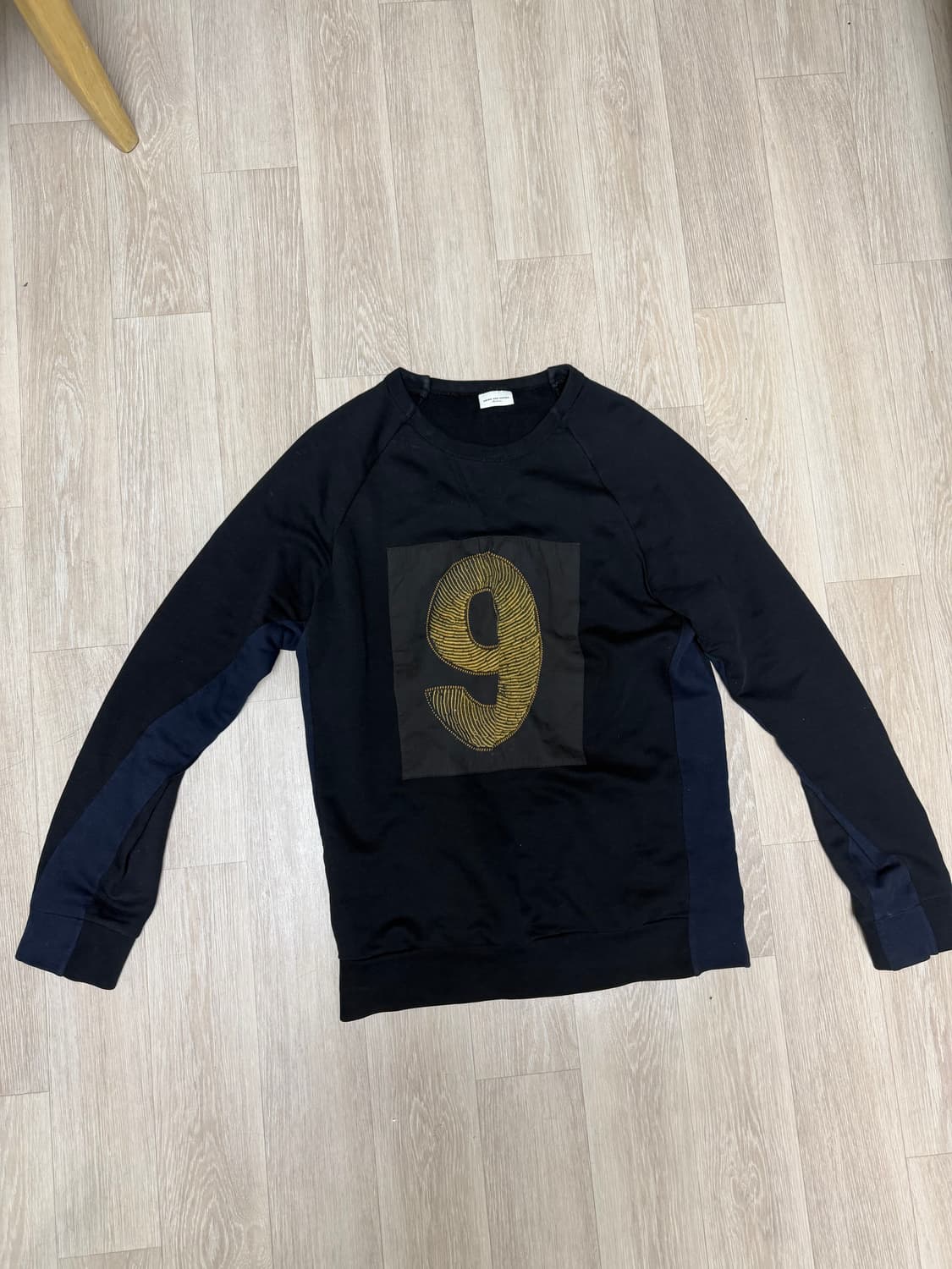 드리스반노튼 티 상품이미지1